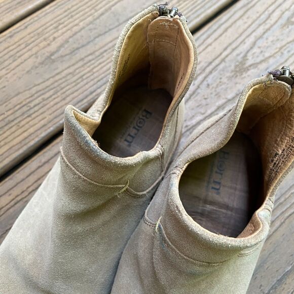 Born Arula Suede Ankle Bootie Women's 7.5 Color Beige - Picture 3 of 11